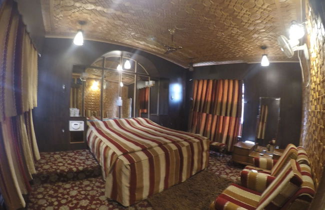 Zaffer Group of Houseboats - Foto 8