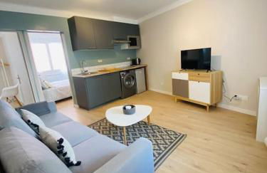 T3 NEUF centre village COLLOBRIERES - Foto 3