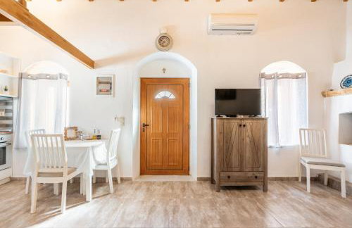 Alicia's Traditional Home In Paradisi - Foto 3