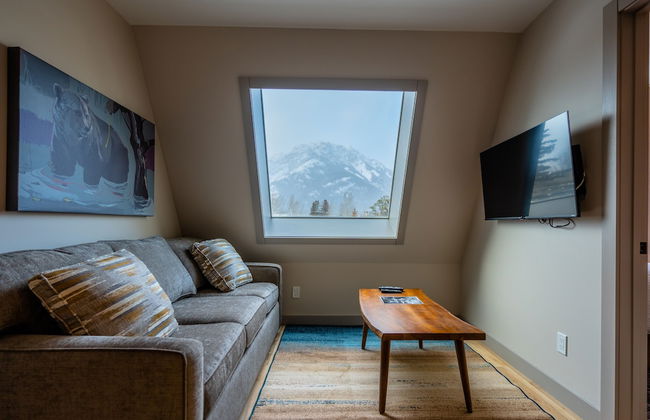 Basecamp Suites Banff - Photo 30