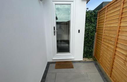 Private Luxury By The Sea, With A Personal Gym, Hot Tub, And Free Parking! - Photo 68