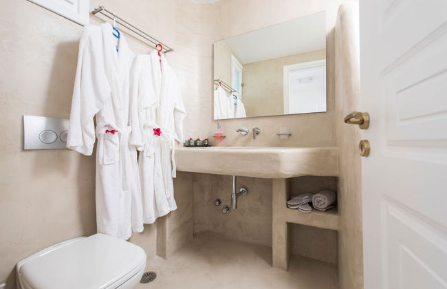 Cycladic Islands Hotel & Spa - Photo 21