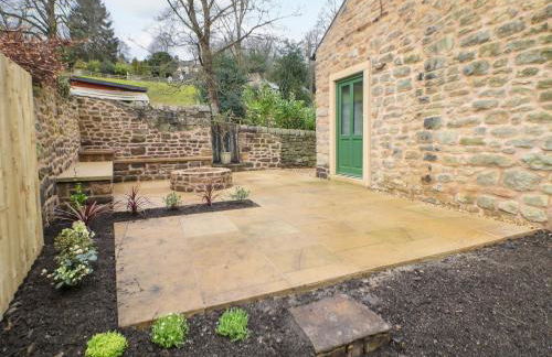 The Reading Room - Photo 25