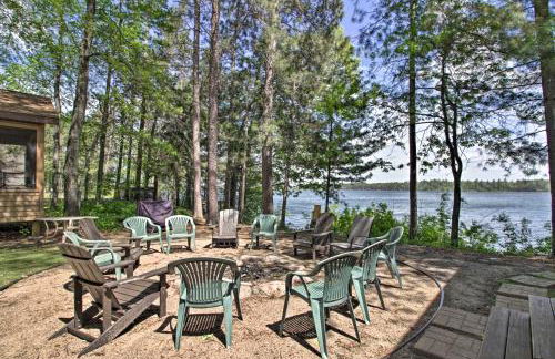 Loon Lake Lodge with Dock, Sauna and Hot Tub! - Foto 1