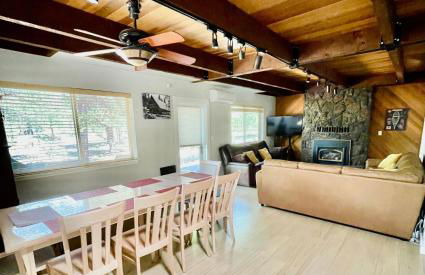 Welcome to The Village Hideout, Steps to the Village, Resort, Golf, SHARC, AC, Hot-tub, Grill and Bikes - Foto 20