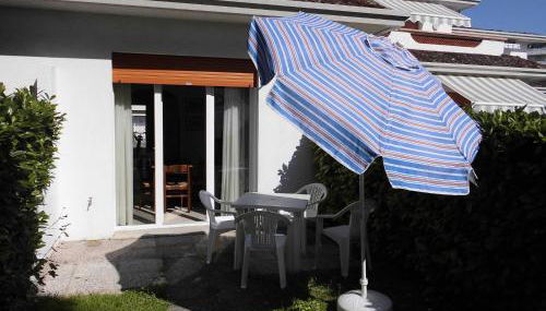 Cozy Villa With Private Garden-beahost - Foto 2, Garden, furniture