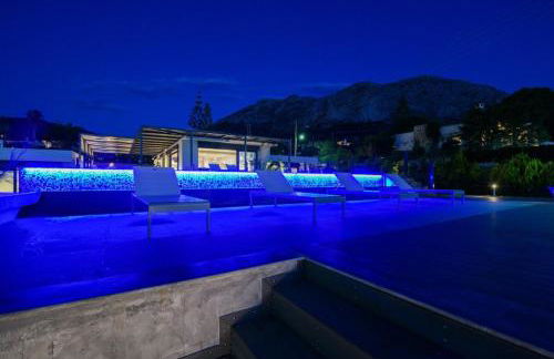 Luxury Beachfront Villa Selenia Platinum in Sounio - Foto 8