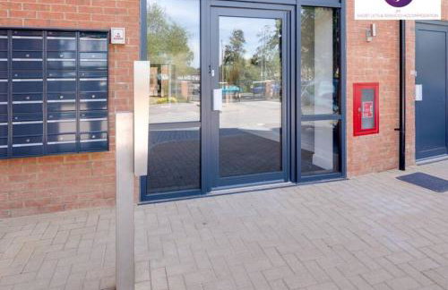 Stevenage Luxury 1Bed Apartment - Sleeps 4-WIFI-Free Parking- By JM Short Lets & Serviced Accommodation - Foto 24