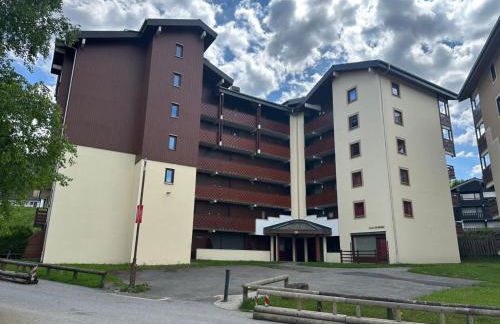 Appartement sud vue pistes, terrasse, équipement complet, sans animaux - FR-1-642-84 - Foto 9