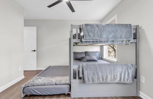 Luxe Family Oasis 7 beds 2 and a half Spa like Baths Sleeps 14 - Foto 32