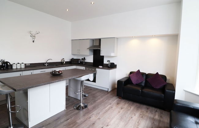 Breck Blackpool - Photo 41