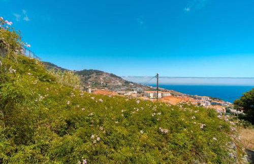 GuestReady - Spacious stay with sea views - Foto 37