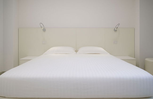 Marina di Petrolo Apartments - Photo 27