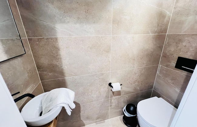 Beautiful one bedroom w balcony&parking - Foto 17