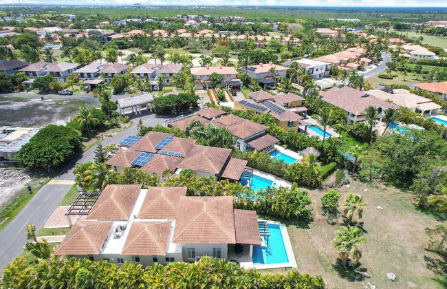 Golf Villa in Bavaro - Pool, Jacuzzi, Staff - Foto 39