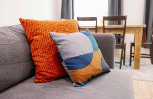 Bright, Spacious 2-bed, 5 mins from Tube, Sleeps 4 - Pass the Keys - Foto 7