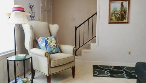 Historic Galveston Beach Cottage - Photo 5