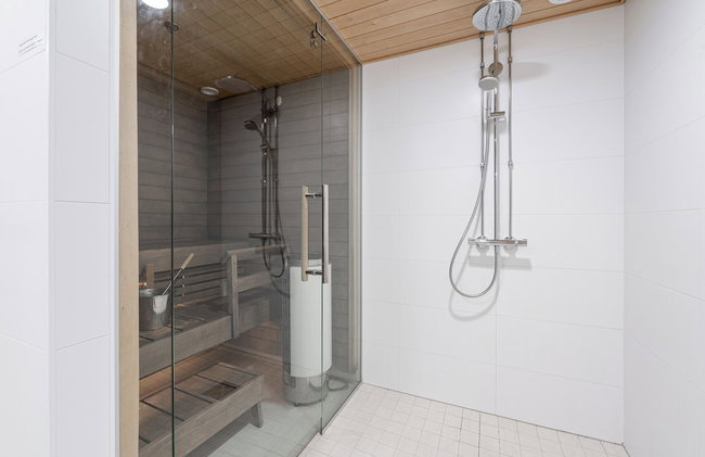 Stylish New 1BR Home with Sauna, Hosts 5 Guests - Photo 28