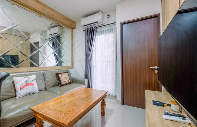 Modern Look And Comfy 2Br Transpark Cibubur Apartment - Foto 17