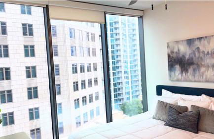 The Luxe -Highrise, Balcony, Year-round Pool, City View! - Foto 40