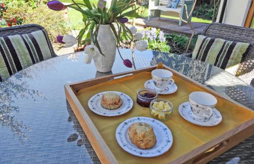 Brook Lodge Country Cottage - Photo 6