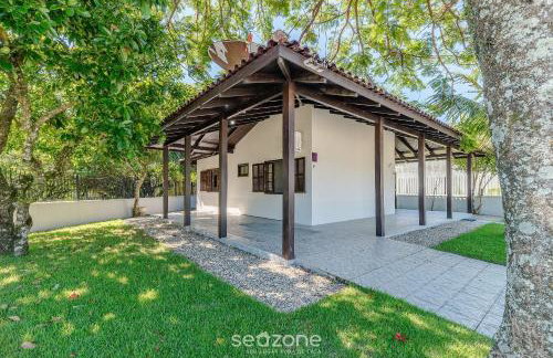 3BR Home w/ BBQ 140m from the beach RAE0126 - Photo 2