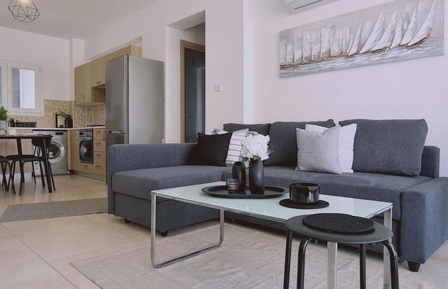 73 LCA - Stay Novel Apartment - Photo 1