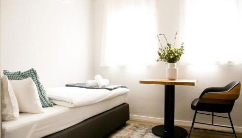 bonquartier - LUXAPT#5 Gemütliches, stilvolles Apartment mit Self Check-In, voll ausgestatteter Küche, Klimaanalage & Parkplatz - Foto 3