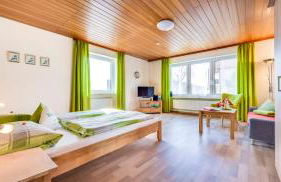 Bartlhof-Ferienwohnungen-Zimmer - Foto 44