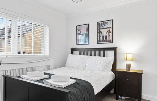 Modern & Stylish 2 Bed Home in Whitehaven - Photo 8