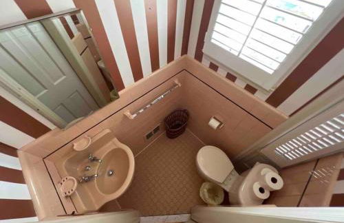 Serene Stay - Stylish House Close to NYC - Foto 30