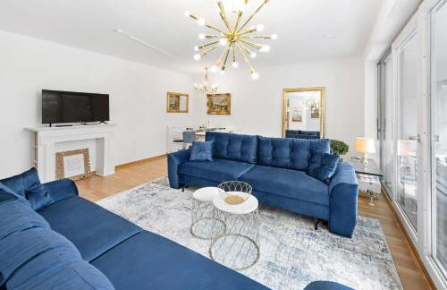 Zwei Zimmer Wohnung im Stadtzentrum mit Tiefgaragenplatz - Foto 1