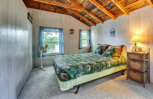 Waterfront Home on Lake Champlain with Dock and Kayaks - Foto 16