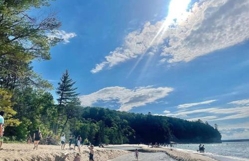 Munising Getaway - Photo 34