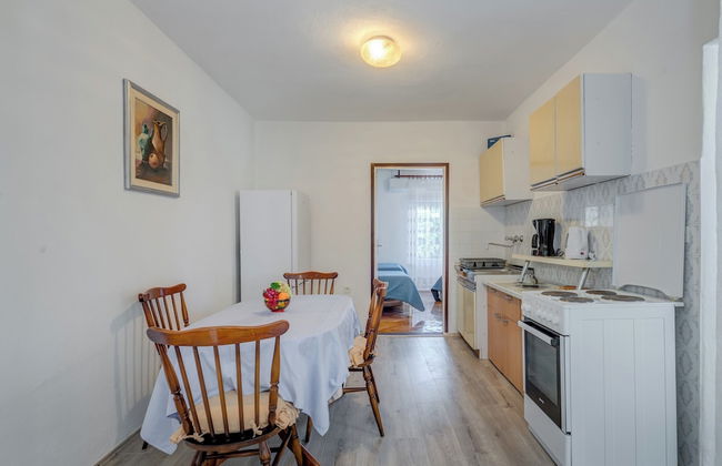 Seafront apt With Balcony, sea View and Mooring - Foto 8