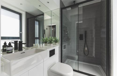 Stunning Premium 2 Bed Flat with Great Views - Rooftop on Top Floor - Foto 18