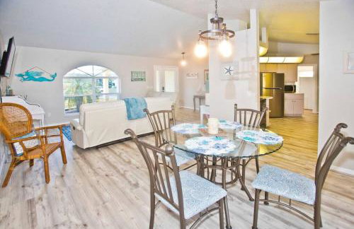 Classic Floridian Oasis w/Pool - Foto 25