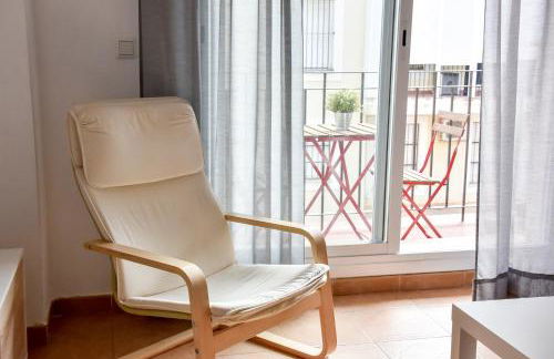 Amplio con Parking, Club y Piscina junto a Sevilla - Photo 7