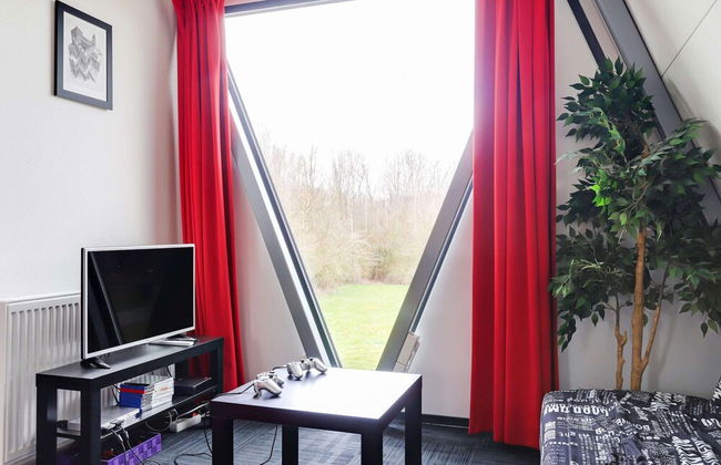 Spacious Holiday Home in Noordwolde With Garden - Photo 11