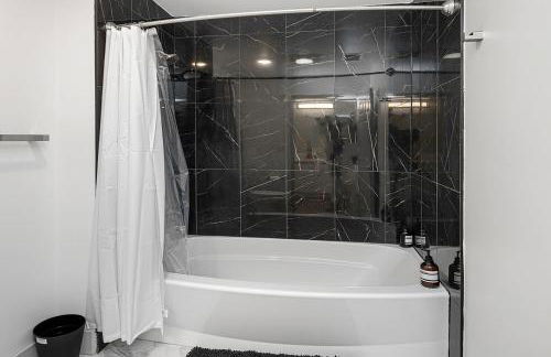 Carolina Blue - Stunning Views, Free Parking and WiFi - Foto 18