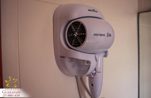 MAIOR NOTA - 2 Quartos com AR CONDICIONADOS SPLIT, Air Fryer, Wi-Fi, Disney Plus, Star Plus, HBO Max, Cadeiras de Praia, Caixa Térmica, Churrasqueira, Rede para Descanso e Chuveirão - 8 pessoas - CONFORTO Máximo - Melhor Localização!! - Photo 54