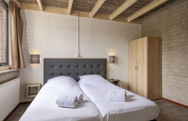 Restyled Bungalow with Dishwasher near Nature Reserve - Photo 3