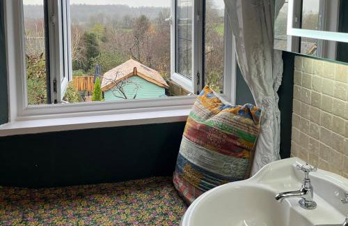 Charming Cotswold cottage with stunning views - Foto 14