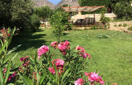 Anna's Stone House - Foto 18