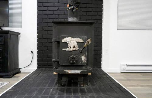 Modern Lakeside Family Fun Cabin - Foto 24