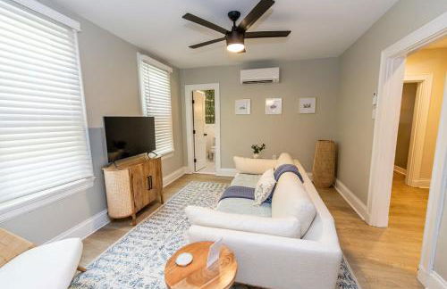 Renovated Downtown Annapolis w 3-Car Parking - Foto 10