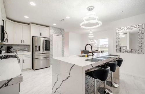 Elegant 4BR Luxury Home - Private Pool Disney - Foto 63