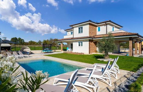 4 Bedroom Stunning Home In Nedescina - Foto 1