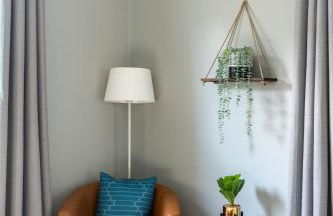 Oak Manor - Chic & Stylish 2BR Apartment Retreat - Photo 45