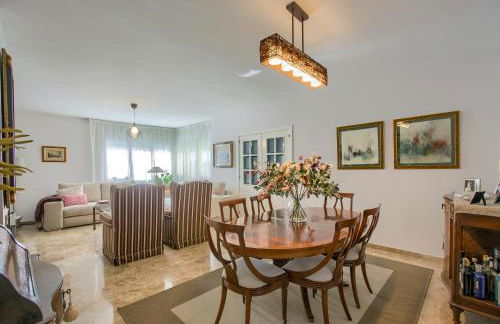 Chalet con Piscina en Aranjuez - Foto 4